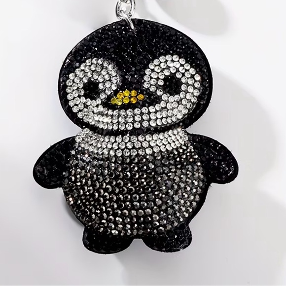 Penguin Rhinestone Keychain - Picture 3 of 4